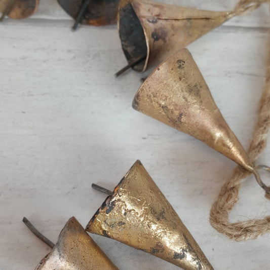 Rustic Bell Garland - Cone Bells