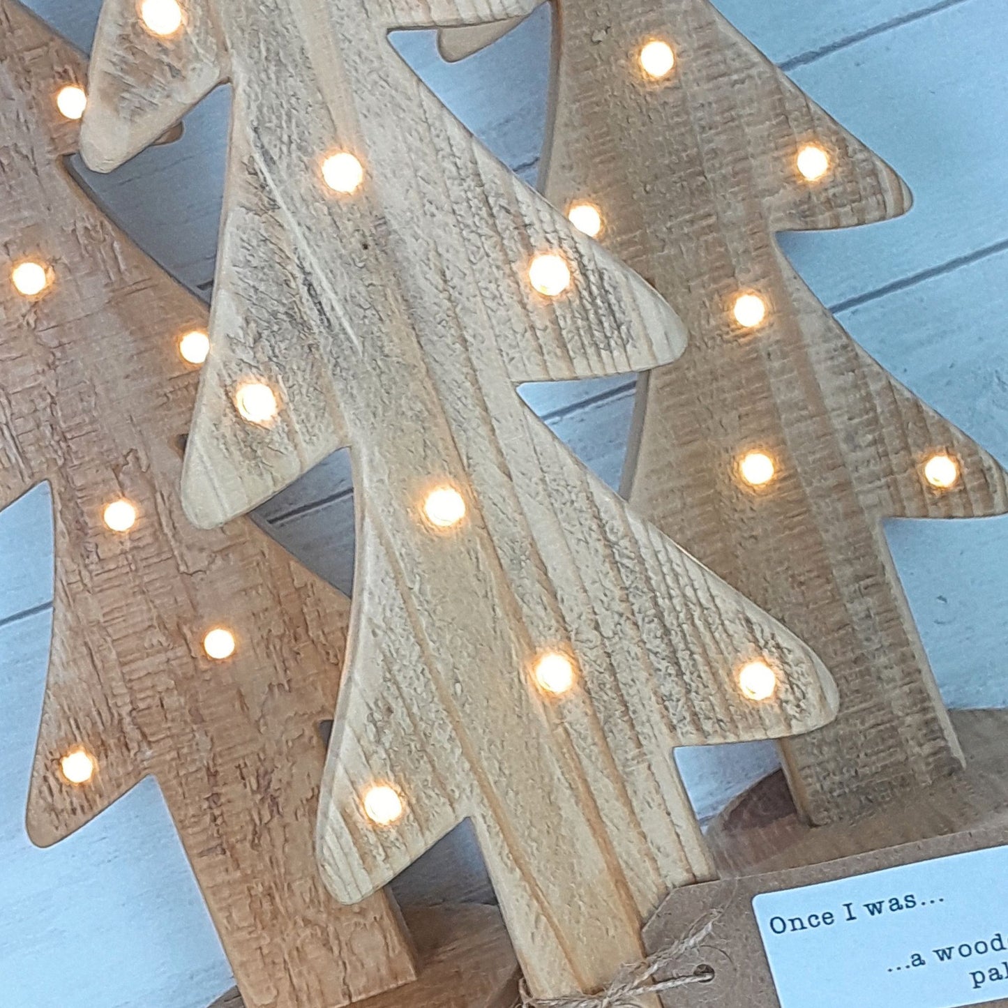 Signature Tree - Small Pallet Wood