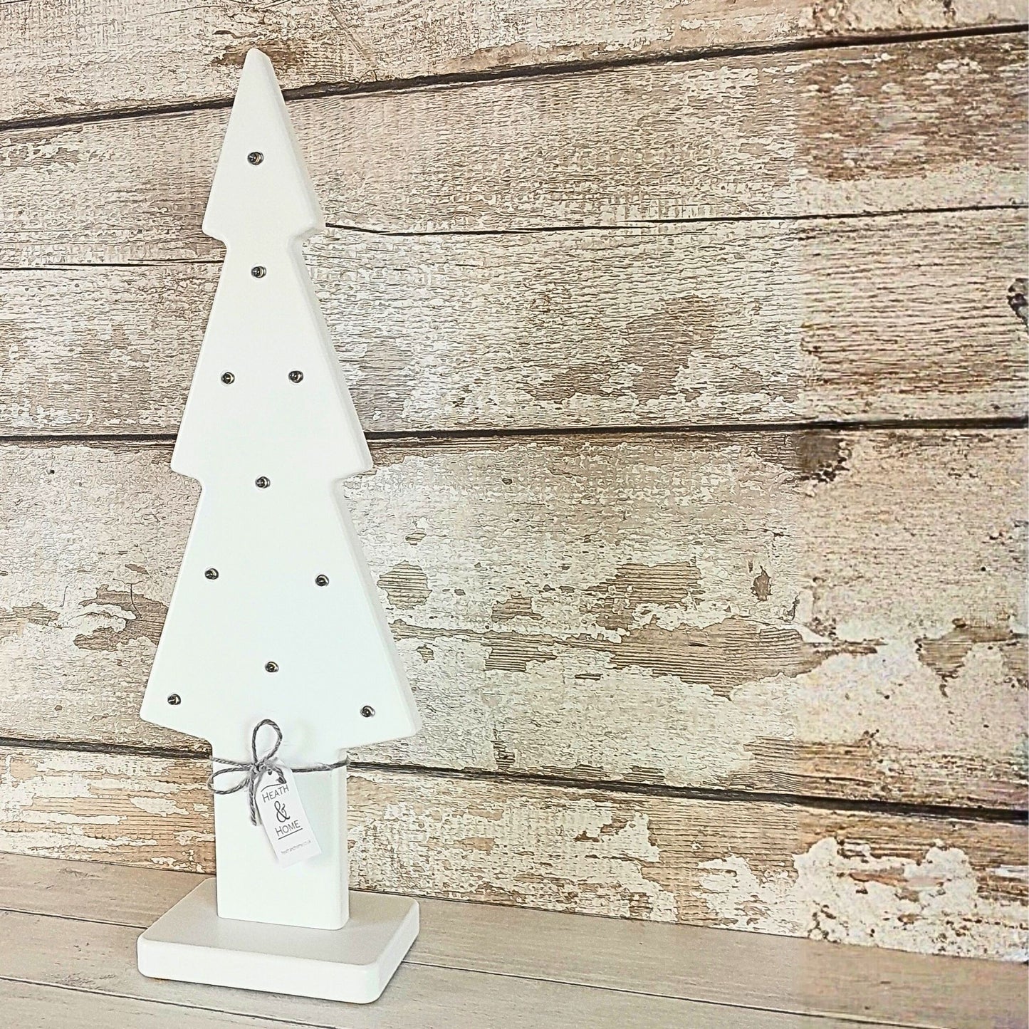 Scandi Tree - Medium White