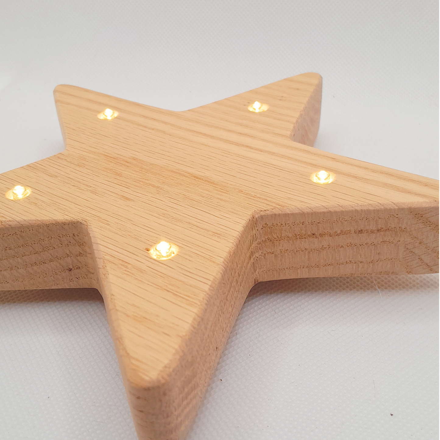 Oak Lit Standing Star - Warm White Lights